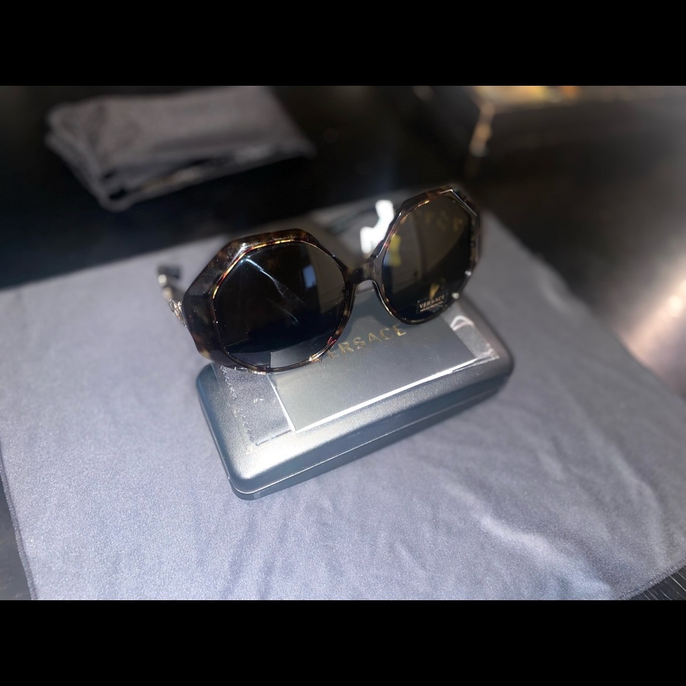 Authentic Versace Sunglasses - Picture 8 of 14
